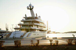 Yacht for Yacht Job Interview Tips